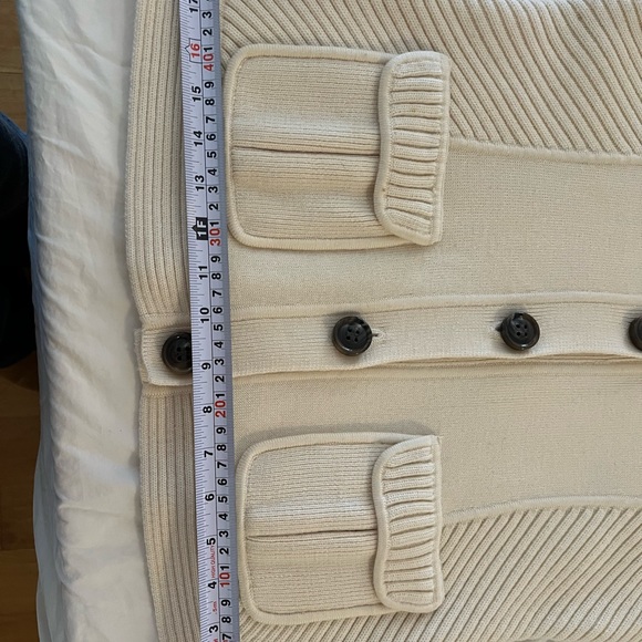 Very elegant,beautiful 100% wool. New, without tags. - Picture 8 of 9